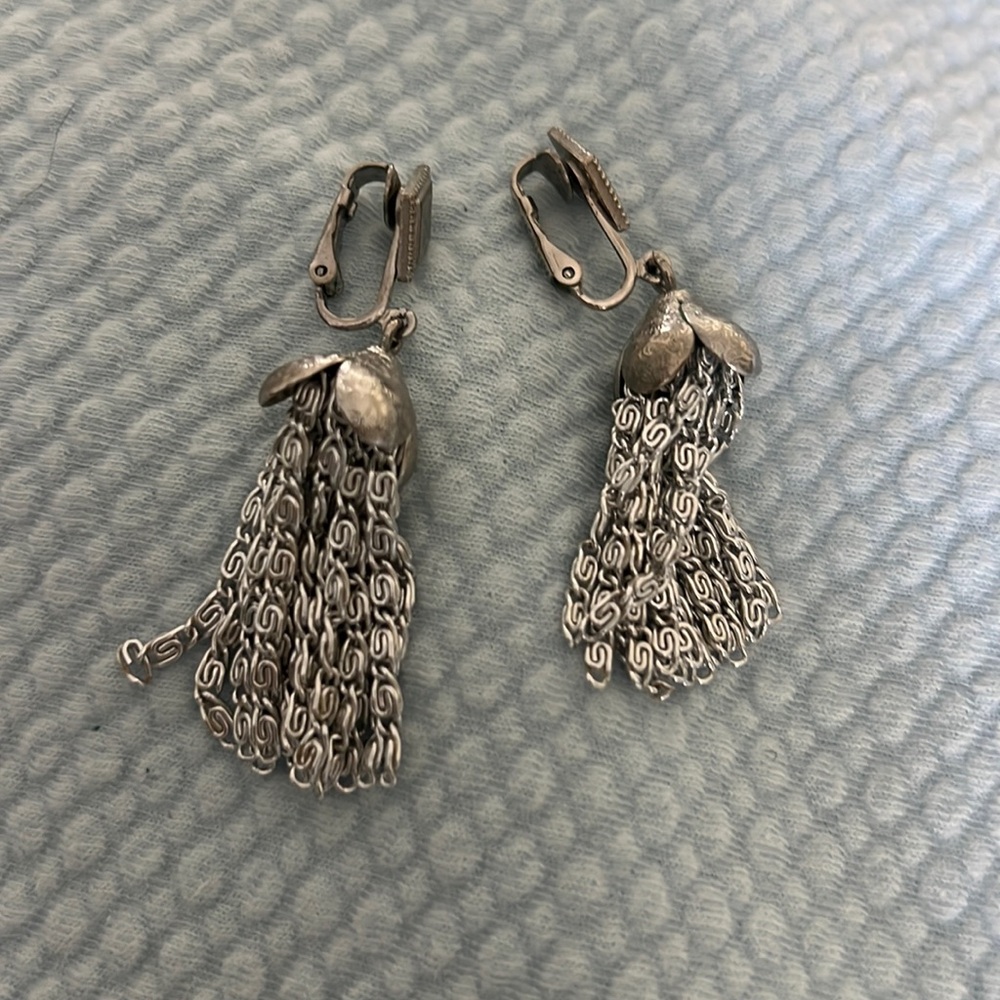 Sarah Coventry 'Silvery Cascade' Chain Tassel Clip On Earrings